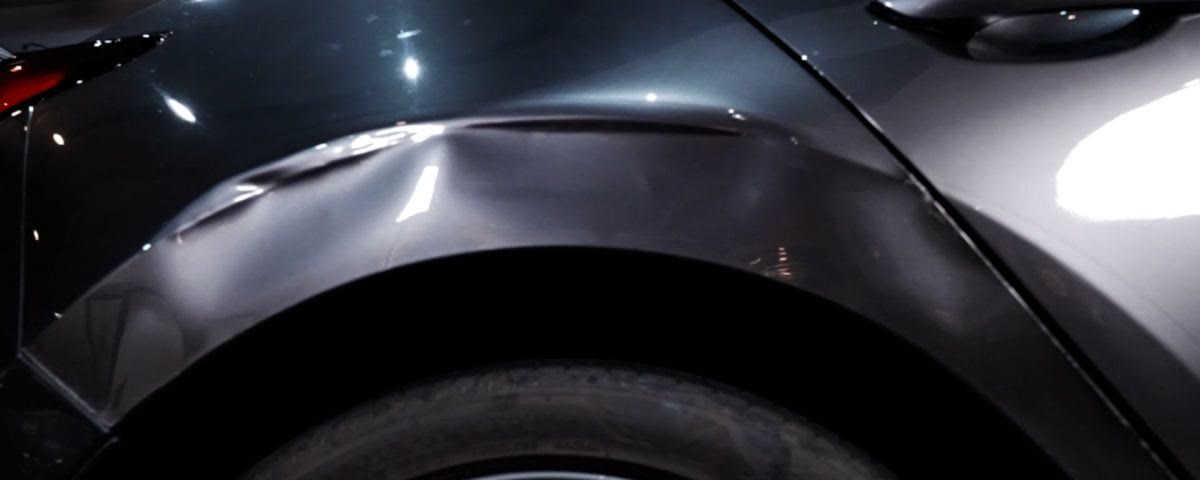Mazda 3 後葉子板 GPR 膠拉凹痕修復