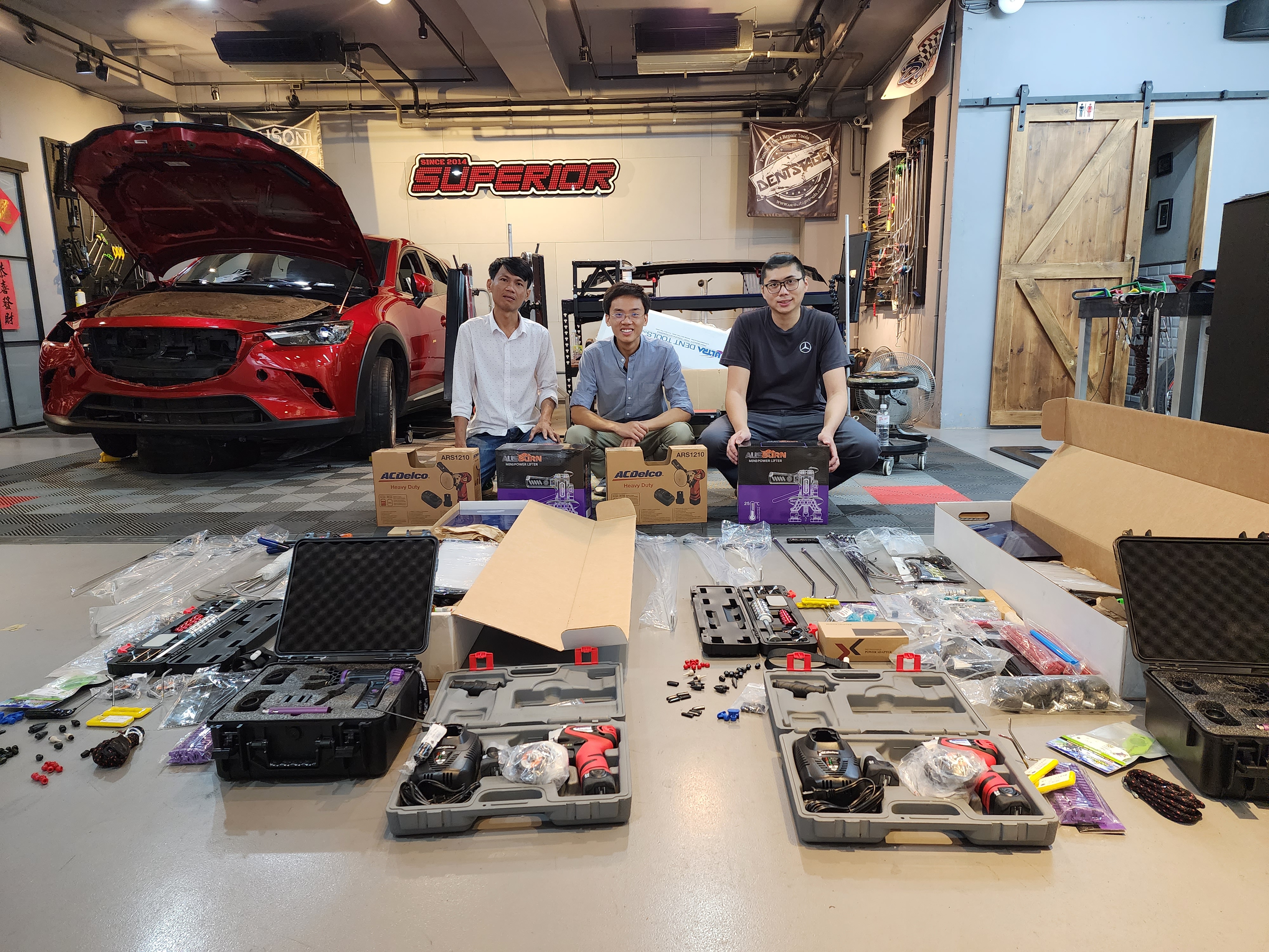 結業合照 — 學員與完整工具組